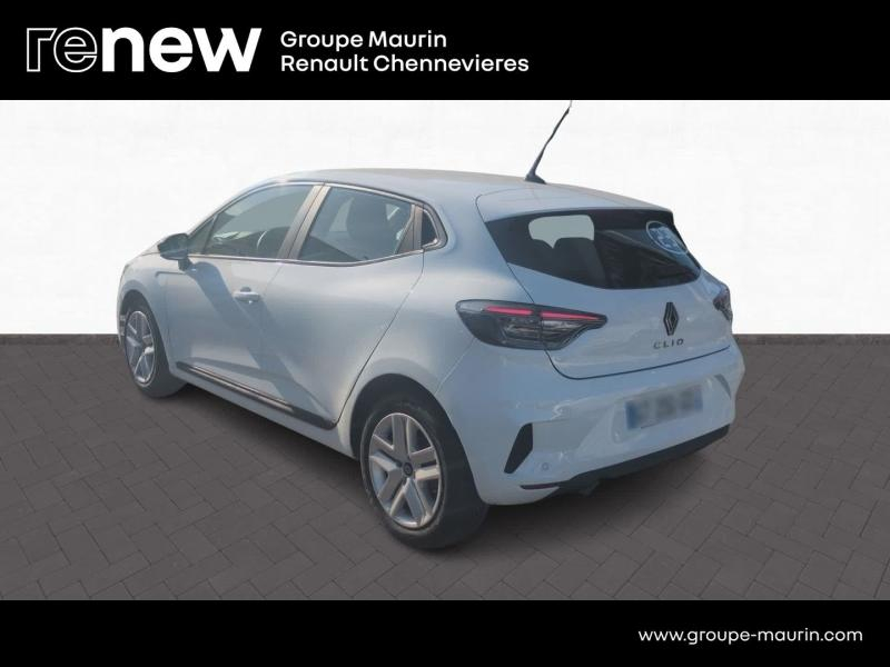 Photo 6 de l’annonce de RENAULT Clio d’occasion à vendre à CHENNEVIÈRES-SUR-MARNE