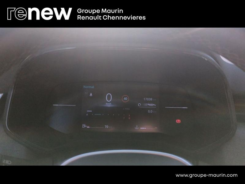 Photo 9 de l’annonce de RENAULT Clio d’occasion à vendre à CHENNEVIÈRES-SUR-MARNE