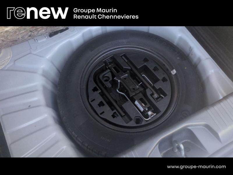 Photo 14 de l’annonce de RENAULT Clio d’occasion à vendre à CHENNEVIÈRES-SUR-MARNE