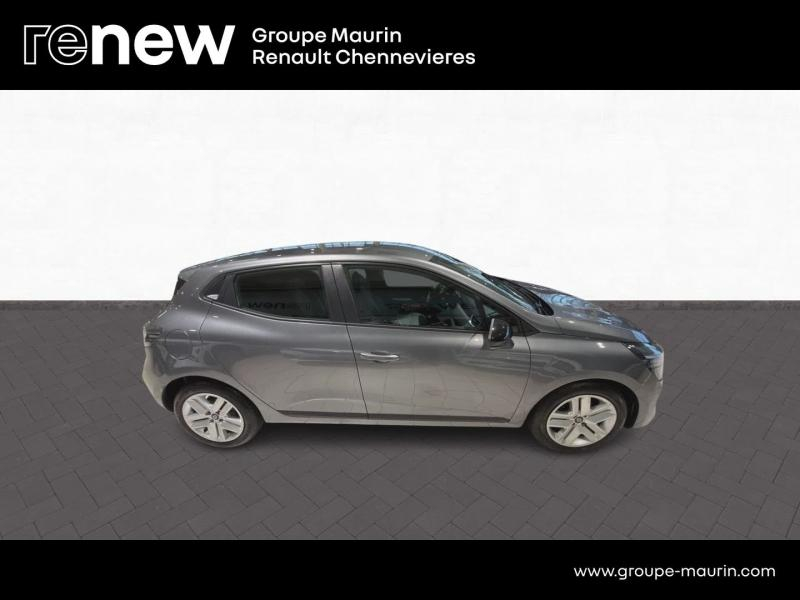 Photo 11 de l’annonce de RENAULT Clio d’occasion à vendre à CHENNEVIÈRES-SUR-MARNE