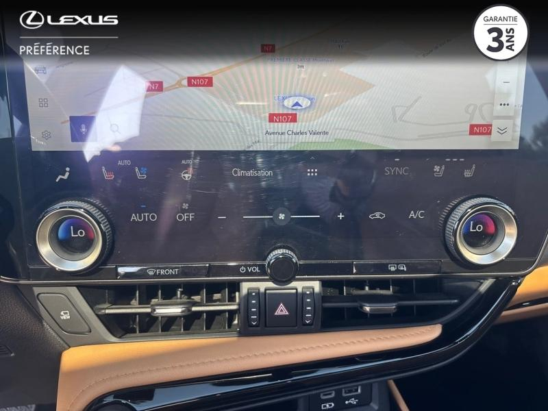 Photo 11 de l’annonce de LEXUS NX d’occasion à vendre à MONTFAVET