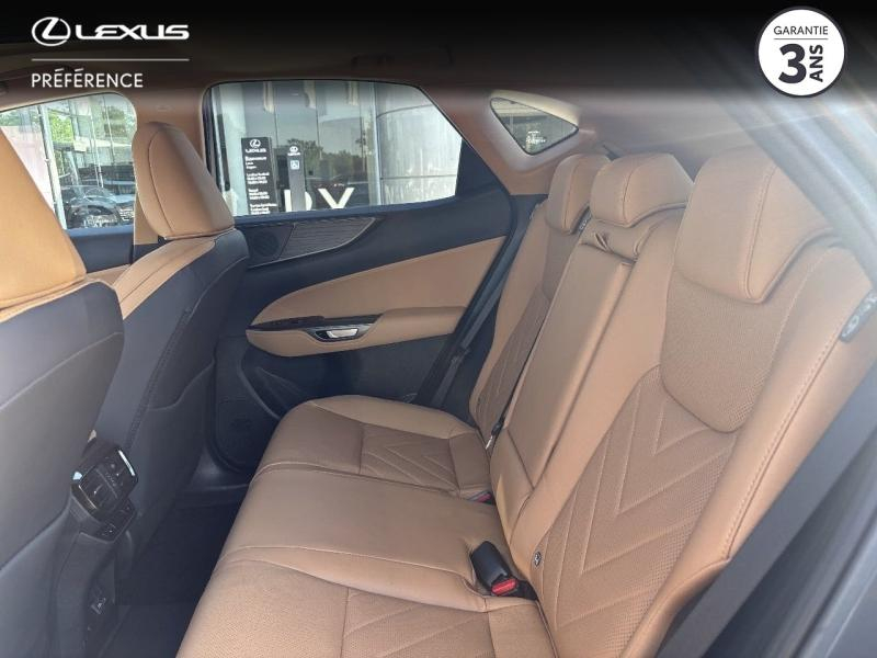 Photo 14 de l’annonce de LEXUS NX d’occasion à vendre à MONTFAVET