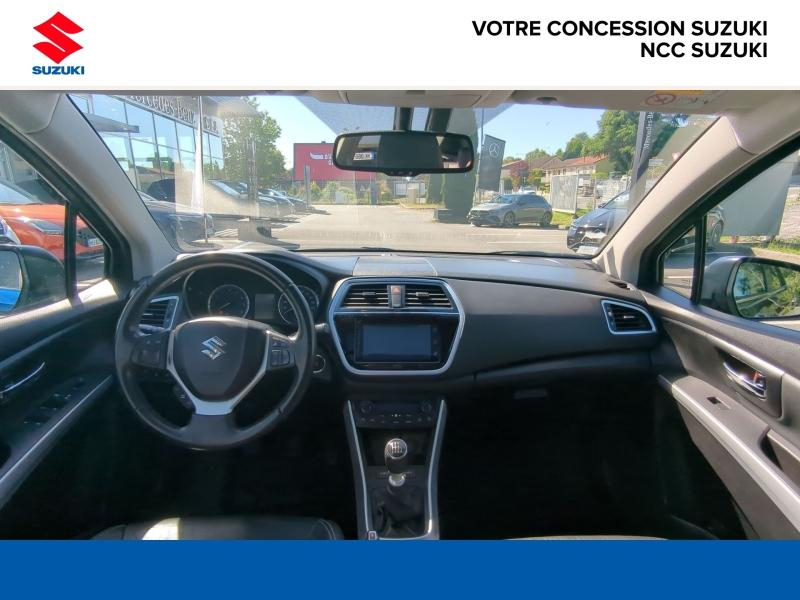 Photo 15 de l’annonce de SUZUKI SX4 S-Cross d’occasion à vendre à BELLERIVE-SUR-ALLIER