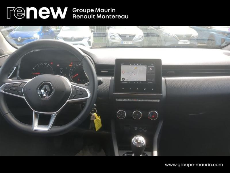 Photo 8 de l’annonce de RENAULT Clio d’occasion à vendre à VARENNES SUR SEINE