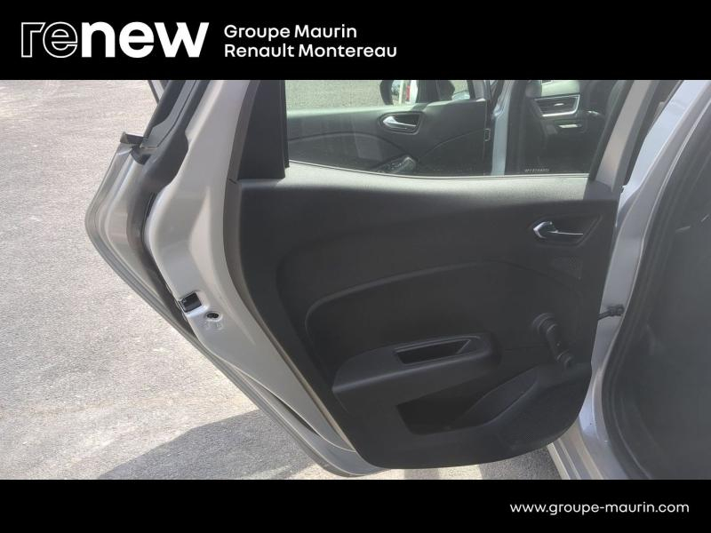 Photo 18 de l’annonce de RENAULT Clio d’occasion à vendre à VARENNES SUR SEINE