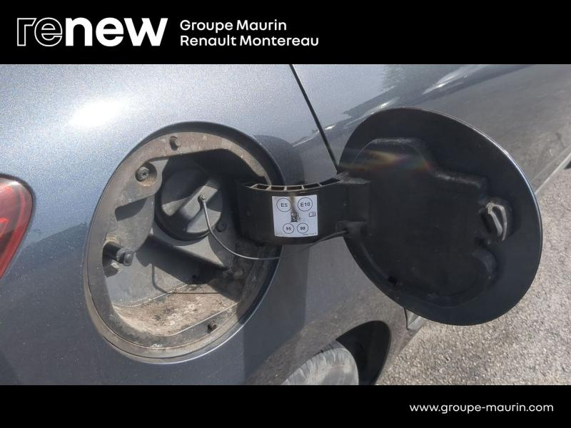 Photo 18 de l’annonce de RENAULT Clio d’occasion à vendre à VARENNES SUR SEINE