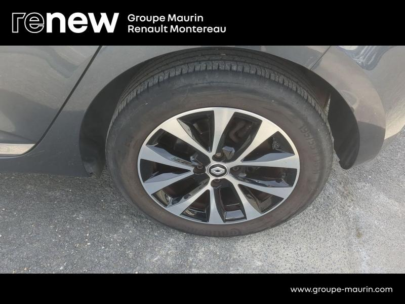 Photo 19 de l’annonce de RENAULT Clio d’occasion à vendre à VARENNES SUR SEINE