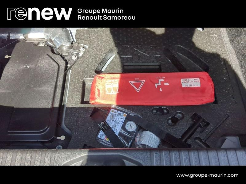 Photo 8 de l’annonce de RENAULT Clio d’occasion à vendre à SAMOREAU