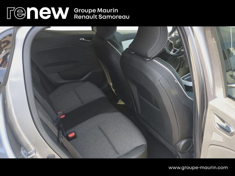 Photo 11 de l’annonce de RENAULT Clio d’occasion à vendre à SAMOREAU