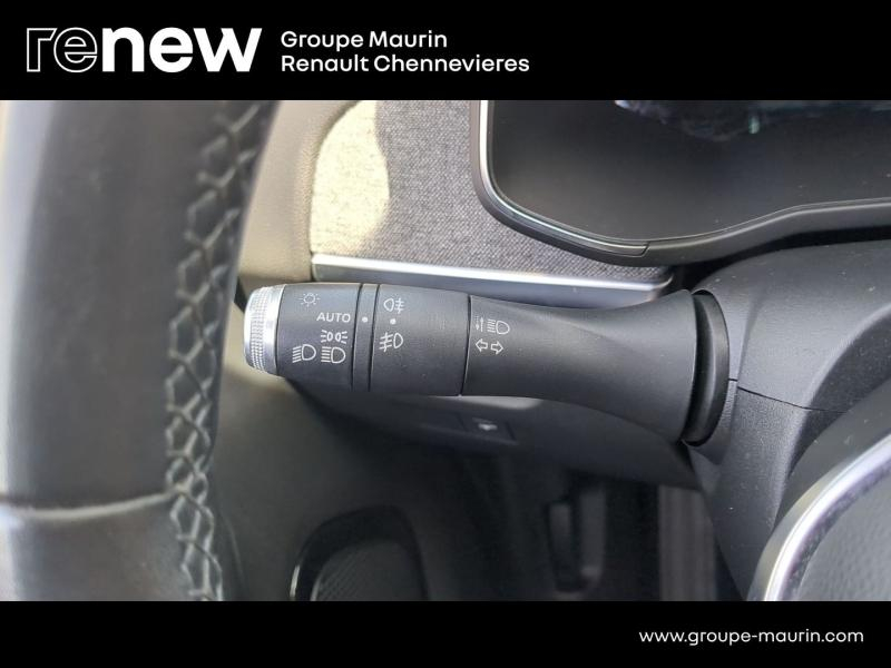 Photo 18 de l’annonce de RENAULT Zoe d’occasion à vendre à CHENNEVIÈRES-SUR-MARNE