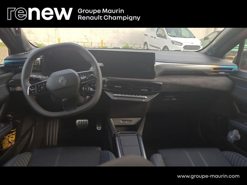 Photo 20 de l’annonce de RENAULT Clio d’occasion à vendre à CHAMPIGNY-SUR-MARNE