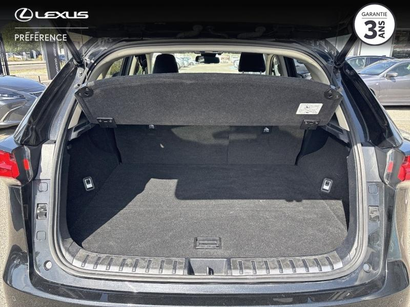 Photo 15 de l’annonce de LEXUS NX d’occasion à vendre à MONTFAVET