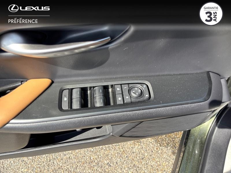 Photo 12 de l’annonce de LEXUS UX d’occasion à vendre à MONTFAVET