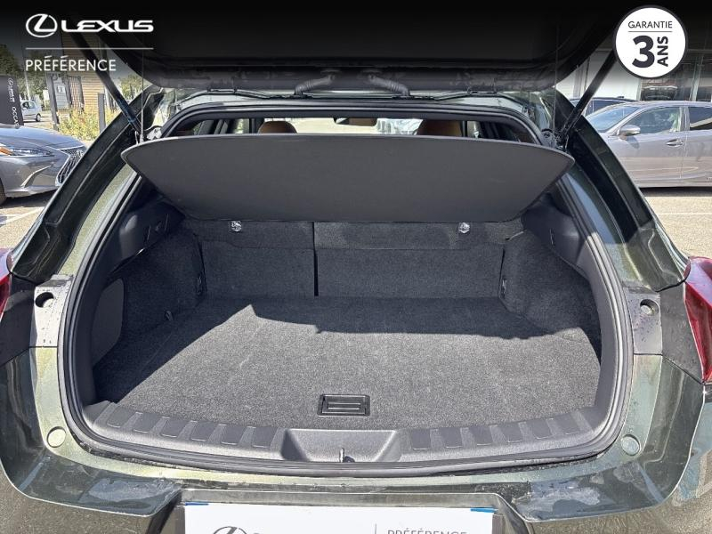 Photo 15 de l’annonce de LEXUS UX d’occasion à vendre à MONTFAVET