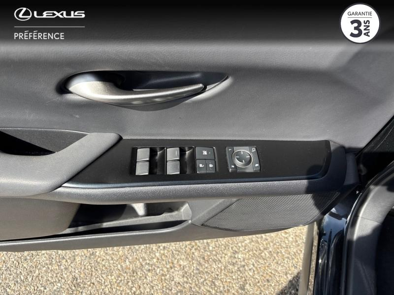Photo 12 de l’annonce de LEXUS UX d’occasion à vendre à MONTFAVET