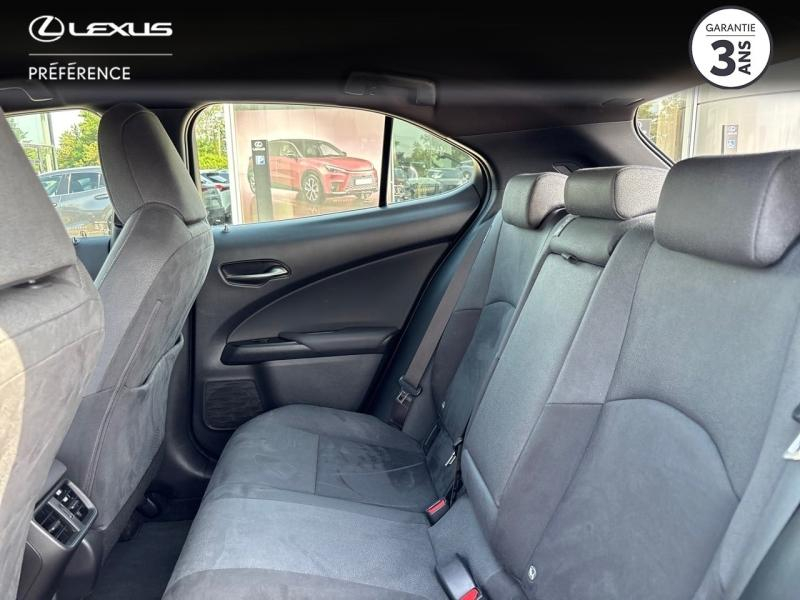 Photo 14 de l’annonce de LEXUS UX d’occasion à vendre à MONTFAVET