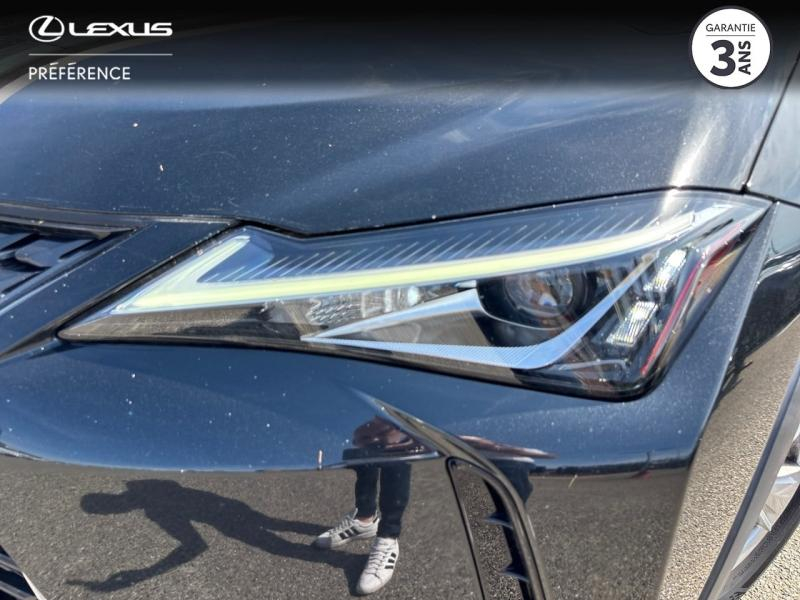 Photo 16 de l’annonce de LEXUS UX d’occasion à vendre à MONTFAVET