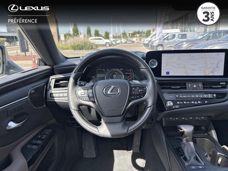 Photo 6 de l’annonce de LEXUS ES d’occasion à vendre à MONTFAVET