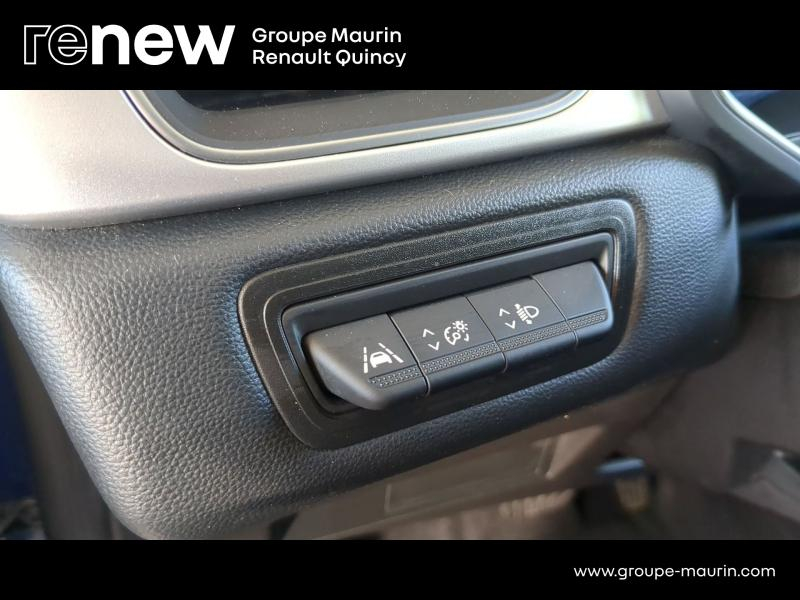 Photo 13 de l’annonce de RENAULT Captur d’occasion à vendre à QUINCY-SOUS-SÉNART