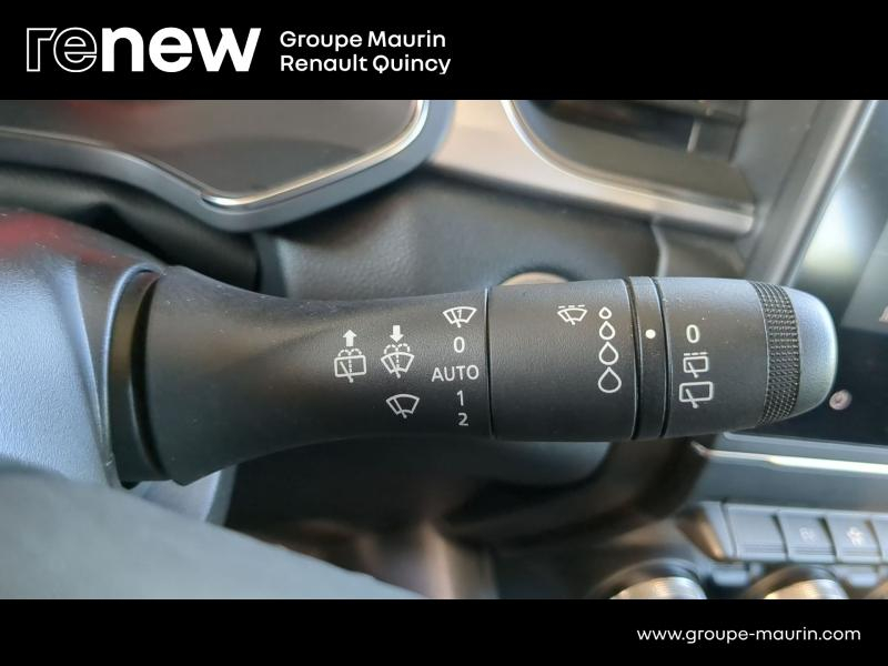 Photo 15 de l’annonce de RENAULT Captur d’occasion à vendre à QUINCY-SOUS-SÉNART