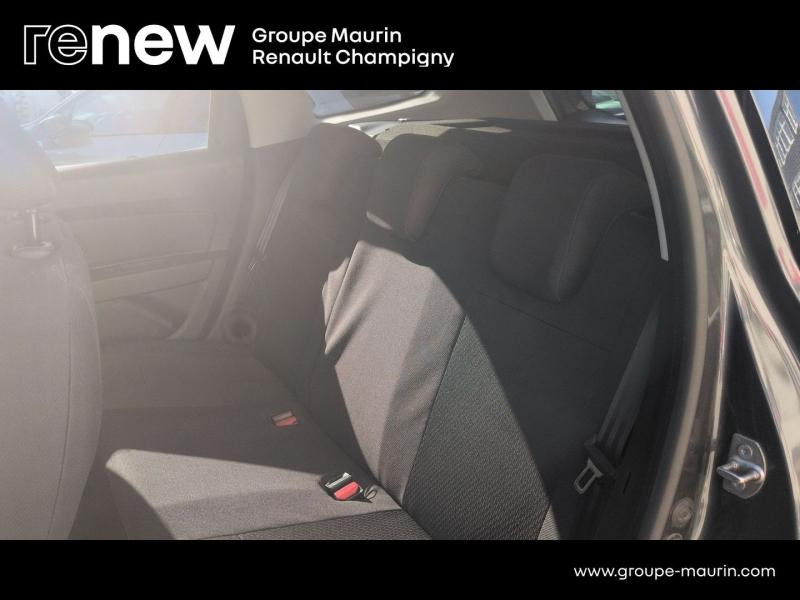 Photo 11 de l’annonce de DACIA Duster d’occasion à vendre à CHAMPIGNY-SUR-MARNE