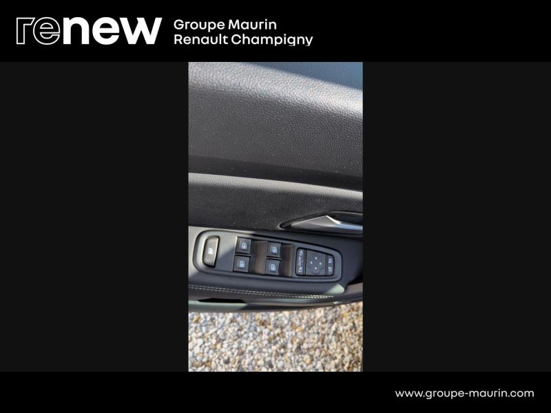 Photo 15 de l’annonce de DACIA Duster d’occasion à vendre à CHAMPIGNY-SUR-MARNE