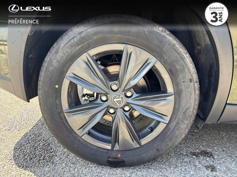 Photo 4 de l’annonce de LEXUS UX d’occasion à vendre à MONTFAVET