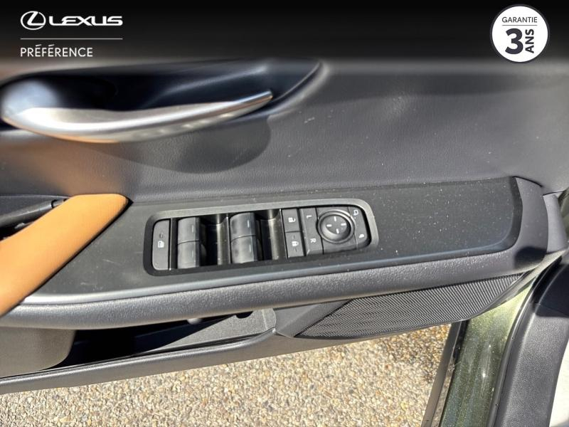 Photo 12 de l’annonce de LEXUS UX d’occasion à vendre à MONTFAVET