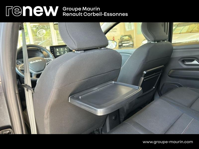 Photo 16 de l’annonce de DACIA Jogger d’occasion à vendre à CORBEIL-ESSONNES