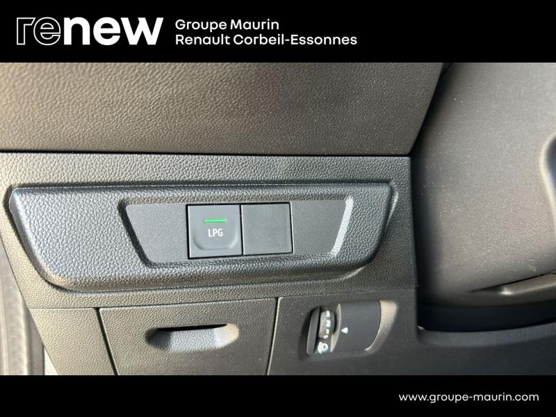 Photo 19 de l’annonce de DACIA Jogger d’occasion à vendre à CORBEIL-ESSONNES