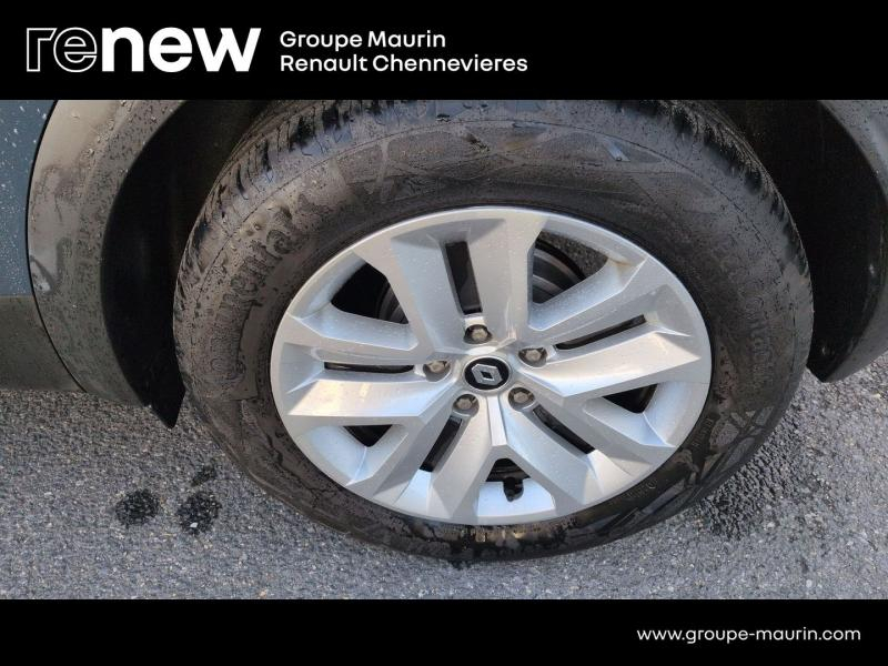 Photo 13 de l’annonce de RENAULT Captur d’occasion à vendre à CHENNEVIÈRES-SUR-MARNE