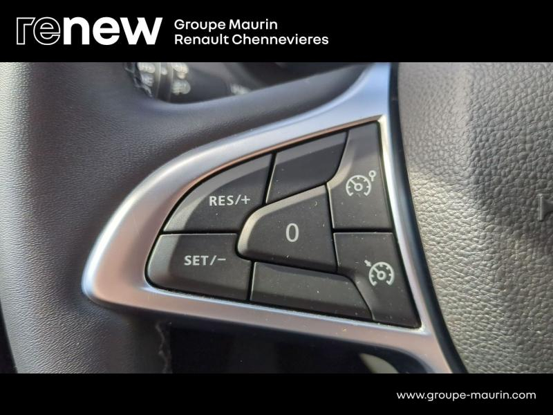 Photo 11 de l’annonce de DACIA Duster d’occasion à vendre à CHENNEVIÈRES-SUR-MARNE