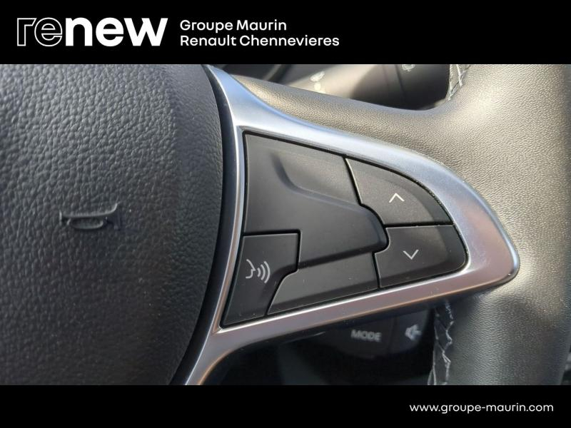 Photo 12 de l’annonce de DACIA Duster d’occasion à vendre à CHENNEVIÈRES-SUR-MARNE