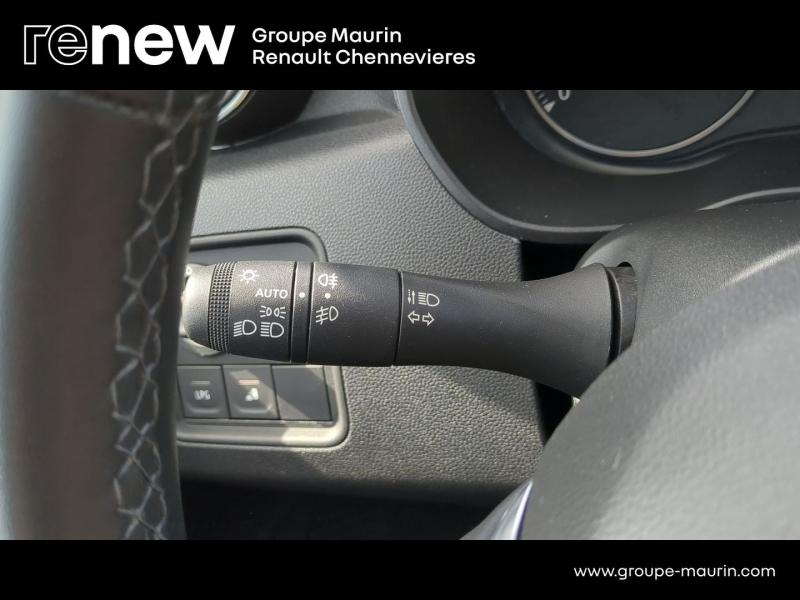 Photo 13 de l’annonce de DACIA Duster d’occasion à vendre à CHENNEVIÈRES-SUR-MARNE