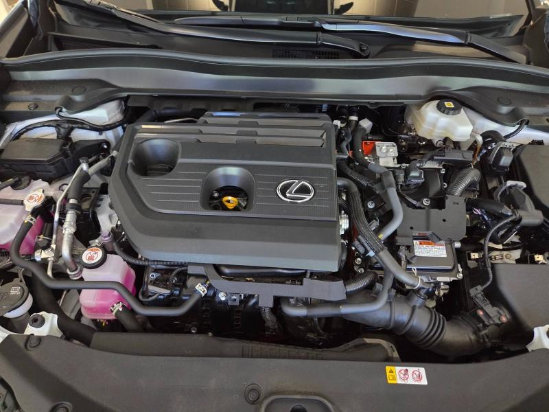 Photo 18 de l’annonce de LEXUS UX d’occasion à vendre à AUBIÈRE