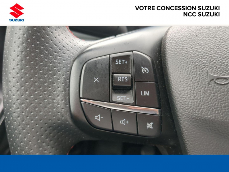 Photo 18 de l’annonce de FORD Kuga d’occasion à vendre à BELLERIVE-SUR-ALLIER