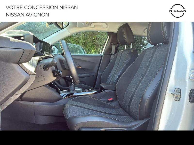 Photo 13 de l’annonce de PEUGEOT 2008 d’occasion à vendre à BOLLÈNE