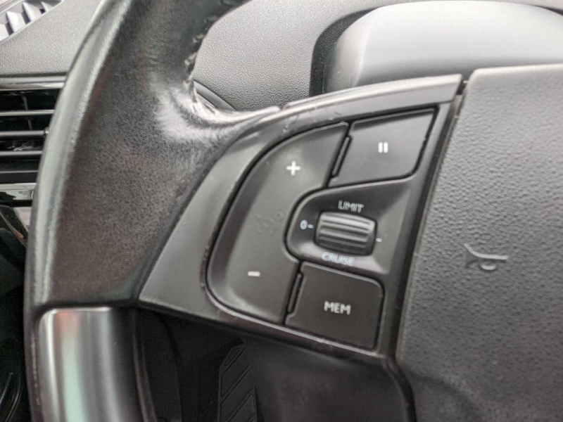 Photo 9 de l’annonce de CITROEN C4 Picasso d’occasion à vendre à MARSEILLE