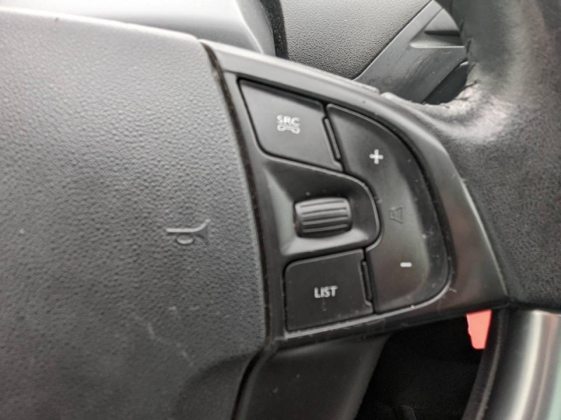 Photo 10 de l’annonce de CITROEN C4 Picasso d’occasion à vendre à MARSEILLE
