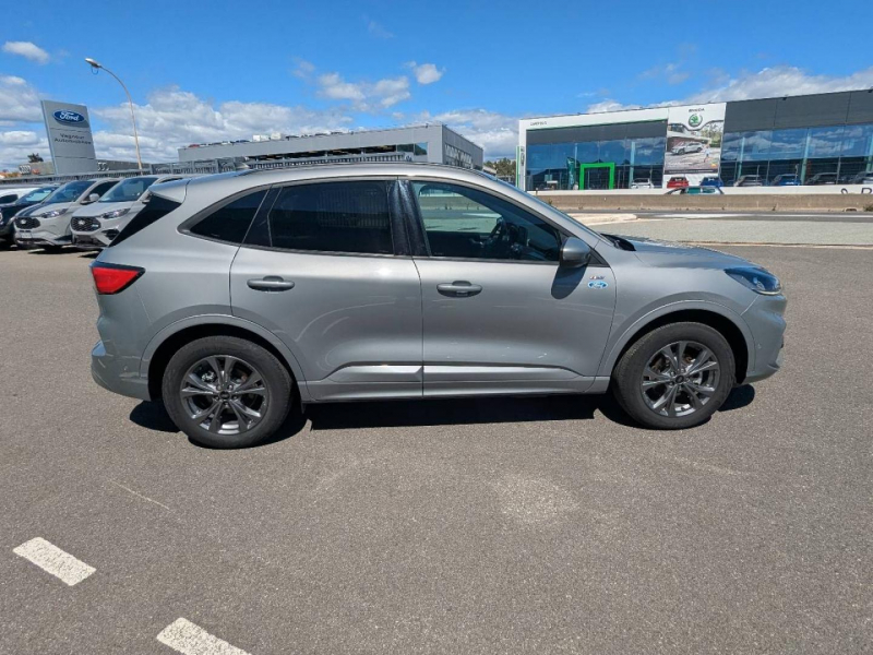 Photo 8 de l’annonce de FORD Kuga d’occasion à vendre à FRÉJUS